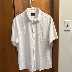 UNTUCKit Men's Crisp White Button Down Shirt